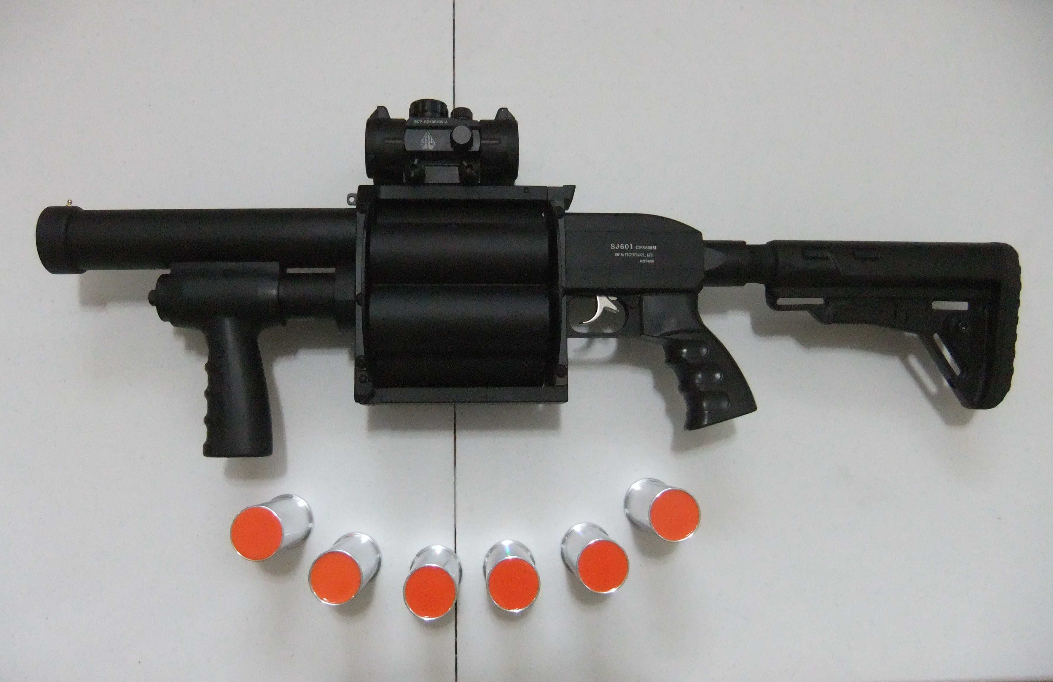 IWA 6 Shot Rotary Tactical 37mm Launcher Package